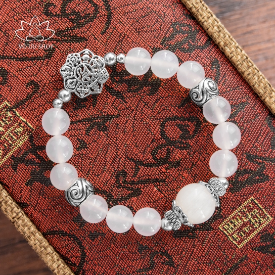 Jadeite bracelet with charm of mandala flower and letters Om Mani Padme Hum