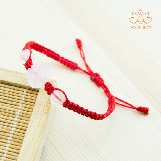 Red thread bracelet mixed with galsang flower made of Strawberry Quartz  