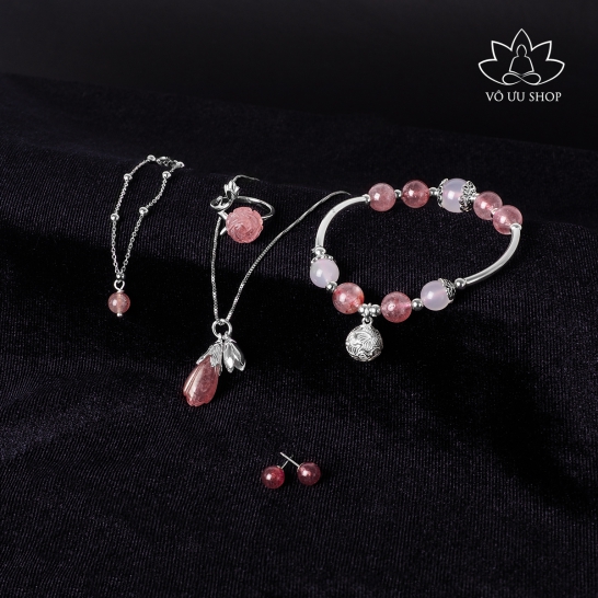 Set of jewelries made of Strawberry Quartz  - Stone of love and happiness
