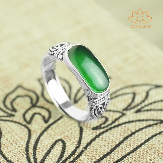 Nhẫn Ngọc Bích Thiết Long Nephrite Jade