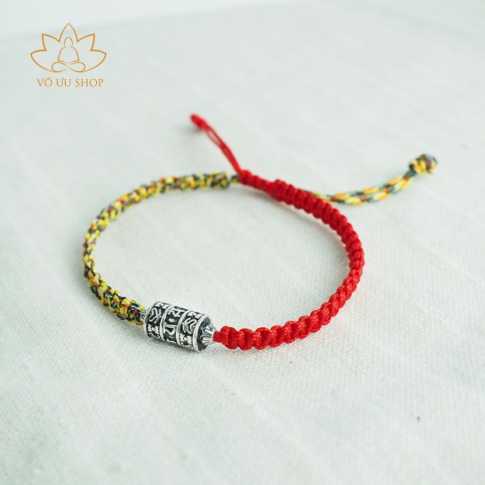 Bracelet of Red and five-color threads with silver prayer wheel charm