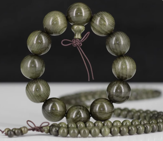 Vòng tay gỗ kim tơ nam mộc