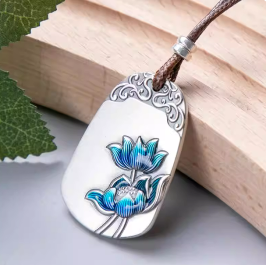 Khánh bạc S999 hoa sen khảm Cloisonne